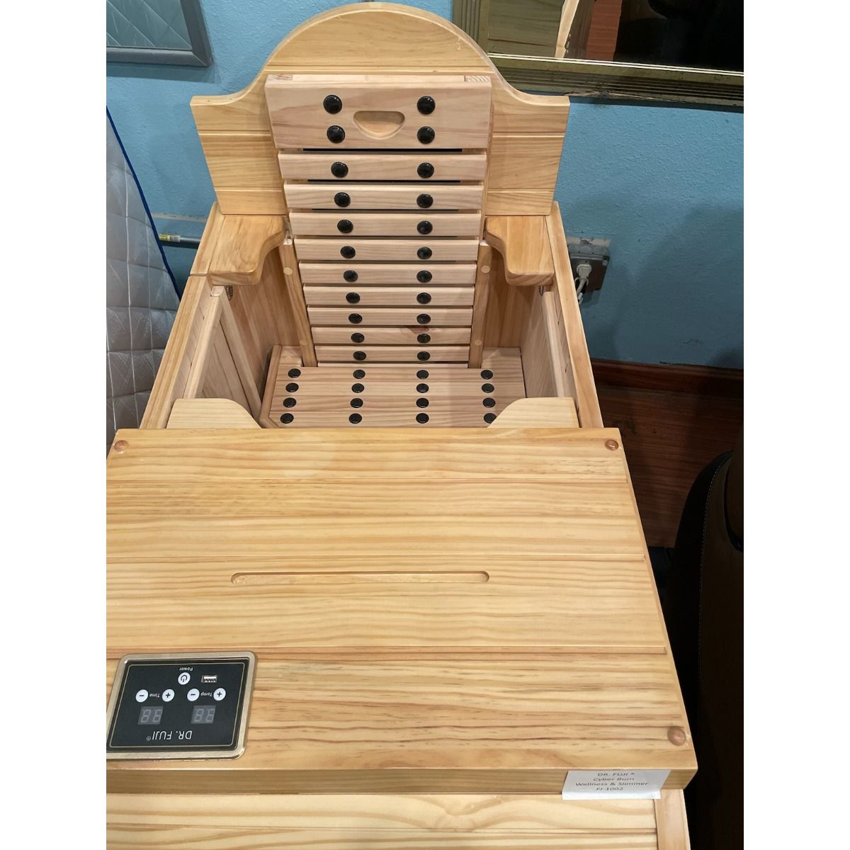 Dr. Fuji Cyber Sauna Box / Acupuncture Box